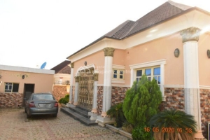 Image 1 Title
