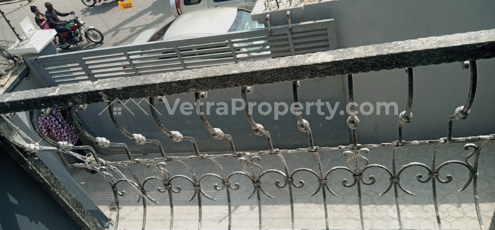 Image 1 Title