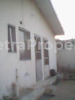  Demolishable Bungalow....  Land for Sale Ikeja Lagos Vetra  Property
