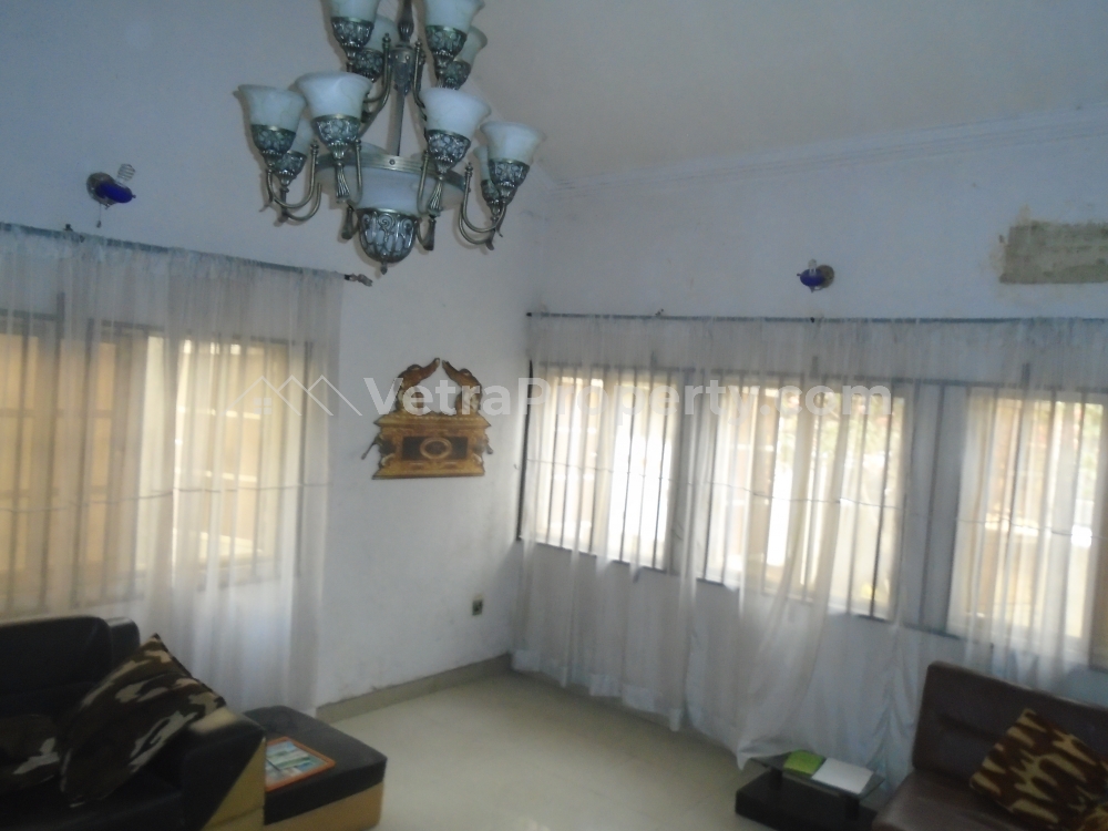 Image 1 Title