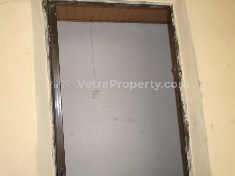  2 Bedroom Flat Office Space Forletting At Toyin Street,ikeja.the Rent Is 600,000 Naira Per Anum,minimum Rent Of 1 Year.the Property Is Suitable For 100% Commercial Purpose.  Office Space for Rent Ikeja Lagos Vetra  Property