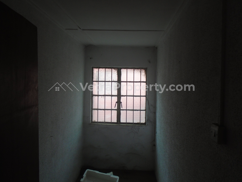 Image 1 Title