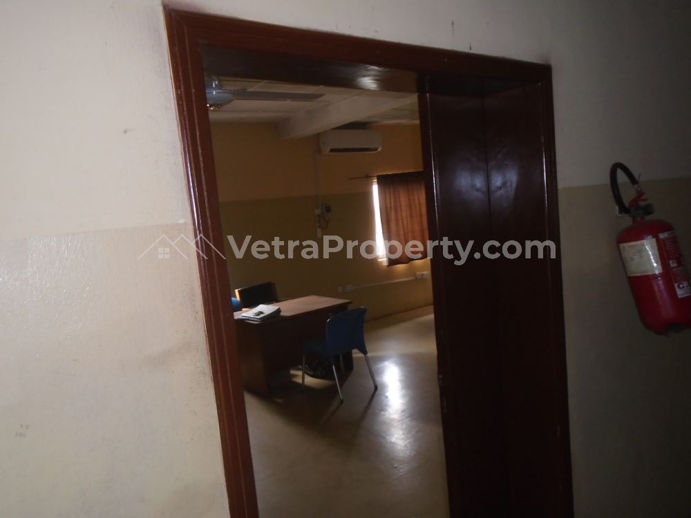  Open Plan Office Space With An Ample Parking Space For Letting At Off Oba Akran Avenue,ikeja.the Rent Is 1.6 Million Naira Per Anum(service Charge Per Anum Inclusive),minimum Rent Of 1 Year  Office Space for Rent Ikeja Lagos Vetra  Property