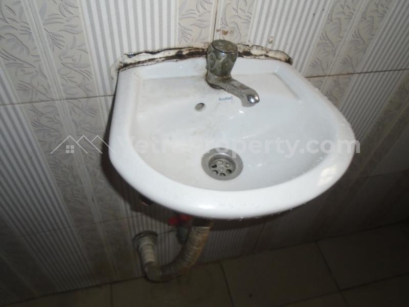 Image 1 Title