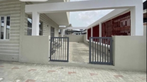 Image 1 Title
