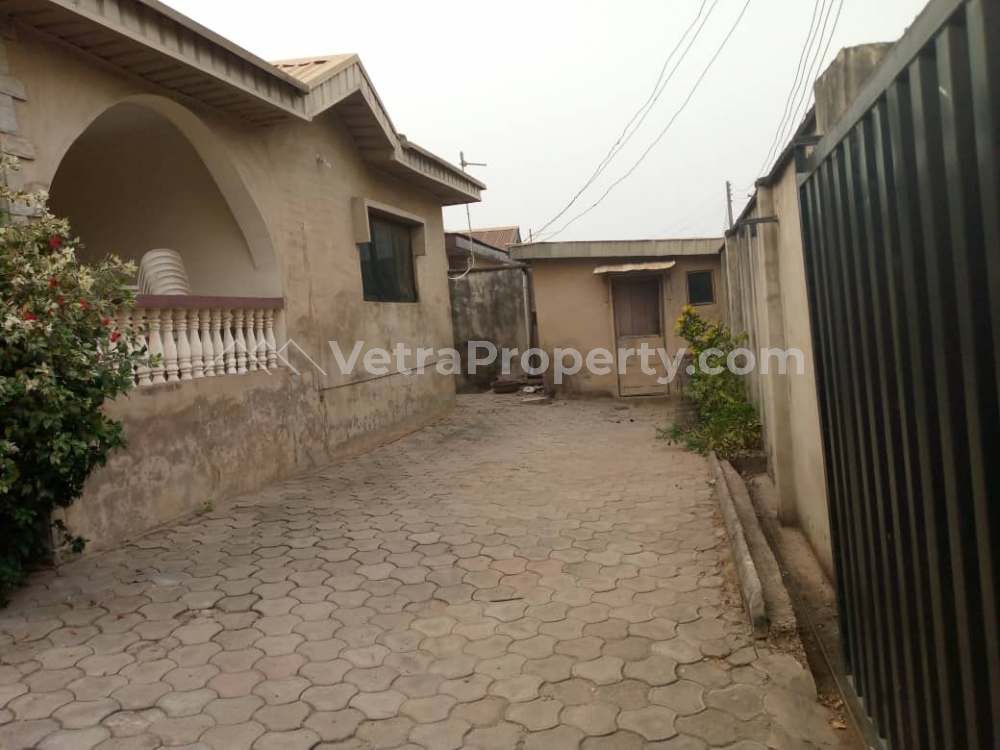  4 Bedroom Bungalow With 2 Bedroom Duplex  4 bedroom Detached Duplex for Sale Ibadan Oyo Vetra  Property
