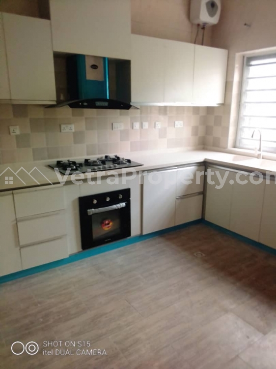 Executive 4 Bedroom Semi Detached House + A Room Inbuilt Boys Quarter At Palmgrove Estate Rent 4.5m A Year Rent Very Lovely Environment  4 bedroom Flat for Rent Shomolu Lagos Vetra  Property