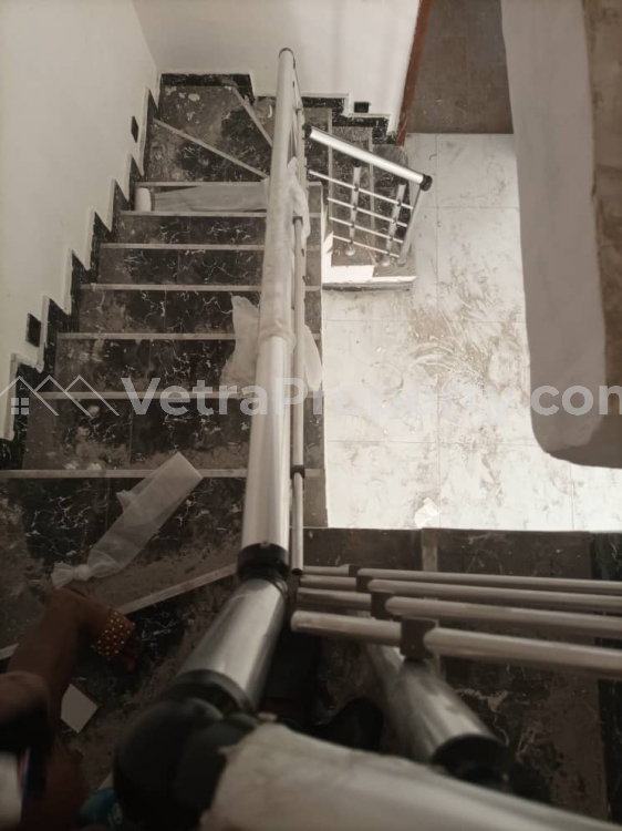 Image 1 Title