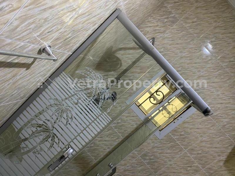 Image 1 Title