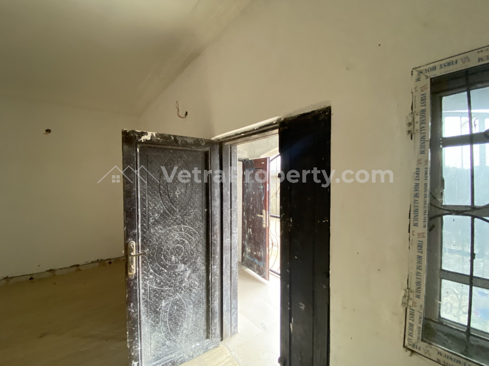 Image 1 Title