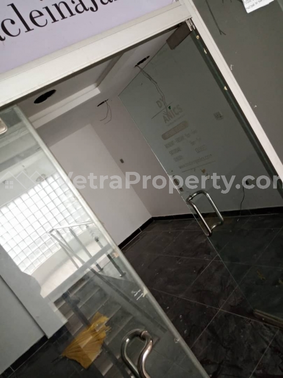  Shop Space In Serene Environment  Shop for Rent Lekki Lagos Vetra  Property