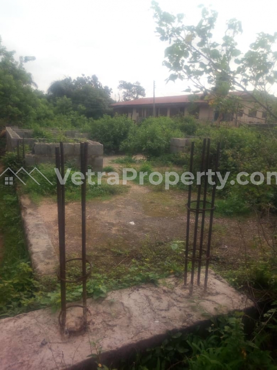  Uncompleted Structure (6bedroom Bungalow With 2 Living Rooms At A Level Above The Oversight Concrete (german Floor) On 2½ Plots  1,271 Meter Square of Land for Sale Ibadan Oyo Vetra  Property