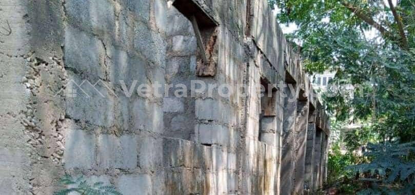  A Plot Of Land Measuring Approximately 642sqm With An Uncompleted Block Of 4flats At Decking Level  115 Meter Square of Land for Sale Ibadan Oyo Vetra  Property