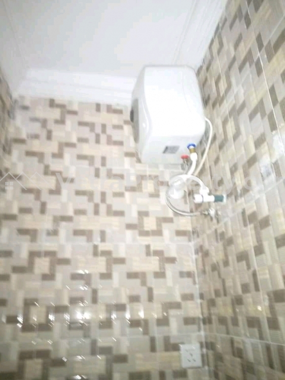 Image 1 Title