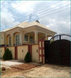 Image 1 Title