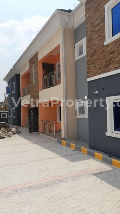  3 Bedroom Flat At Oluyole,water World.rent 1.2m  3 bedroom Flat for Rent Ibadan Oyo Vetra  Property