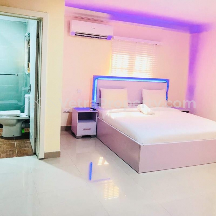 Image 1 Title