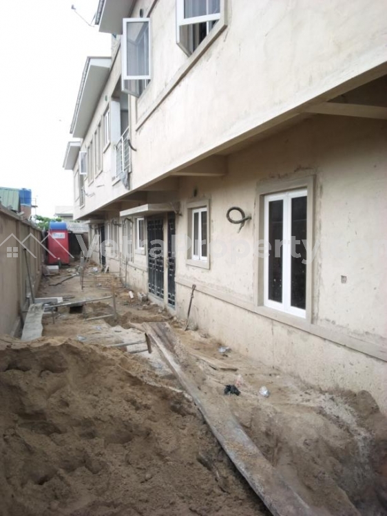  3bedroom Flat At Barracks Estate Ogudu Orioke  3 bedroom Flat for Rent Ogudu Lagos Vetra  Property
