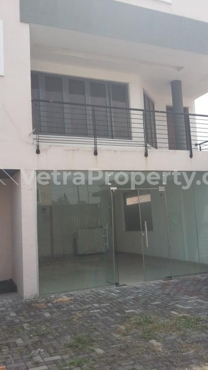  4bedroom Semi Detached House With A Bq All Rooms En-suite With Guest Toilet, Fitted Kitchen Wardrobes. Good For Commercial Use  4 bedroom Semi-Detached Duplex for Sale Lekki Lagos Vetra  Property