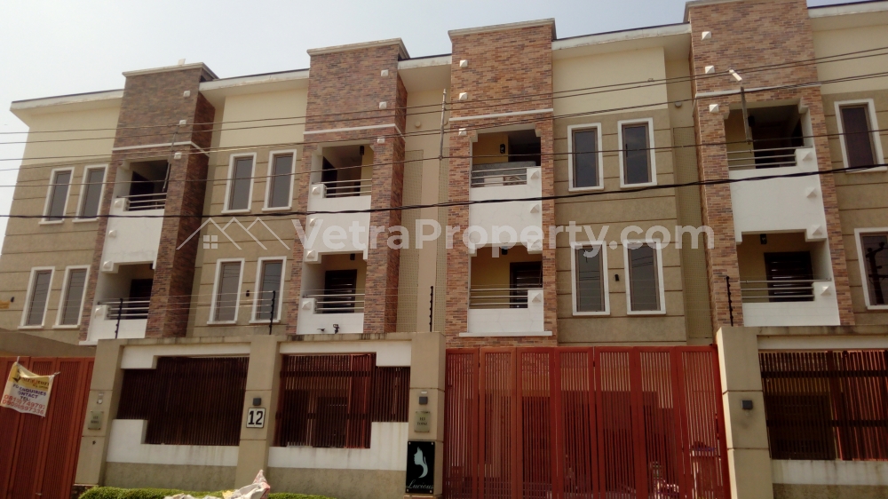  4 Bedrooms Terrace Town House(en Suite)with Bq, 2 Living Areas, Store/study  4 bedroom Terraced Duplex for Sale Lekki Lagos Vetra  Property