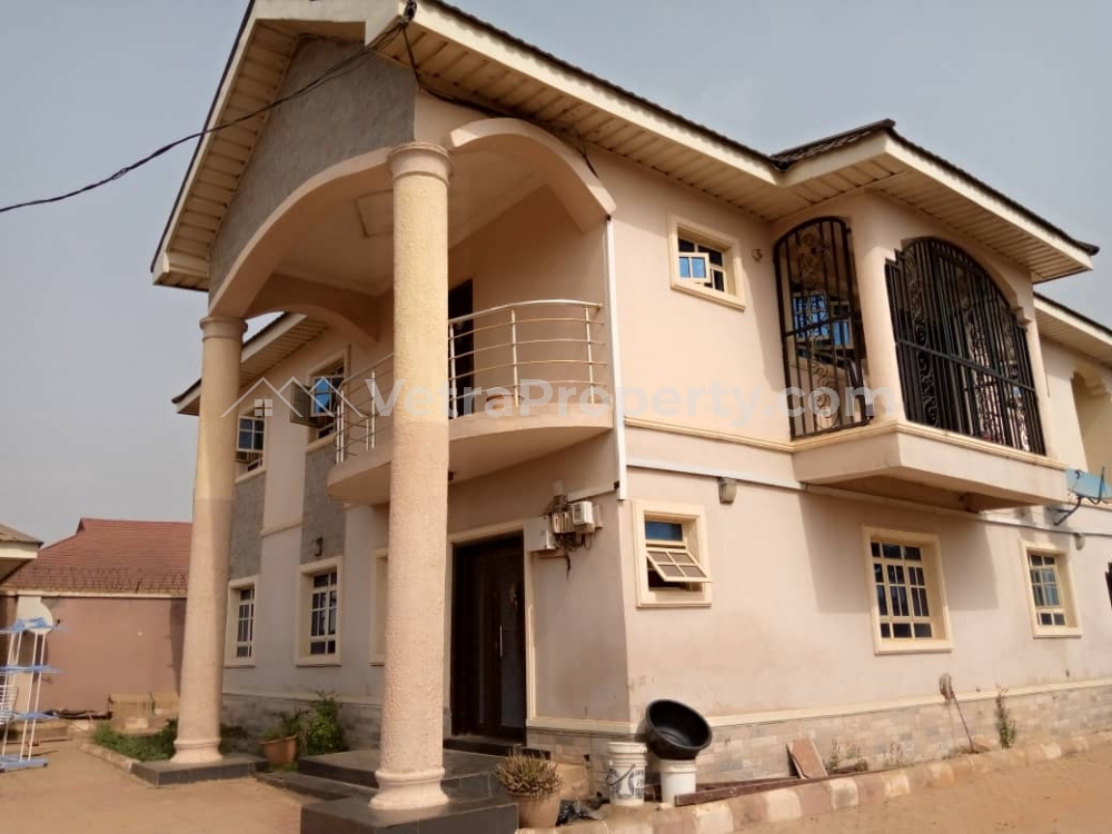  2bedroom Duplex At Akala Estate Akobo.  2 bedroom House for Rent Ibadan Oyo Vetra  Property