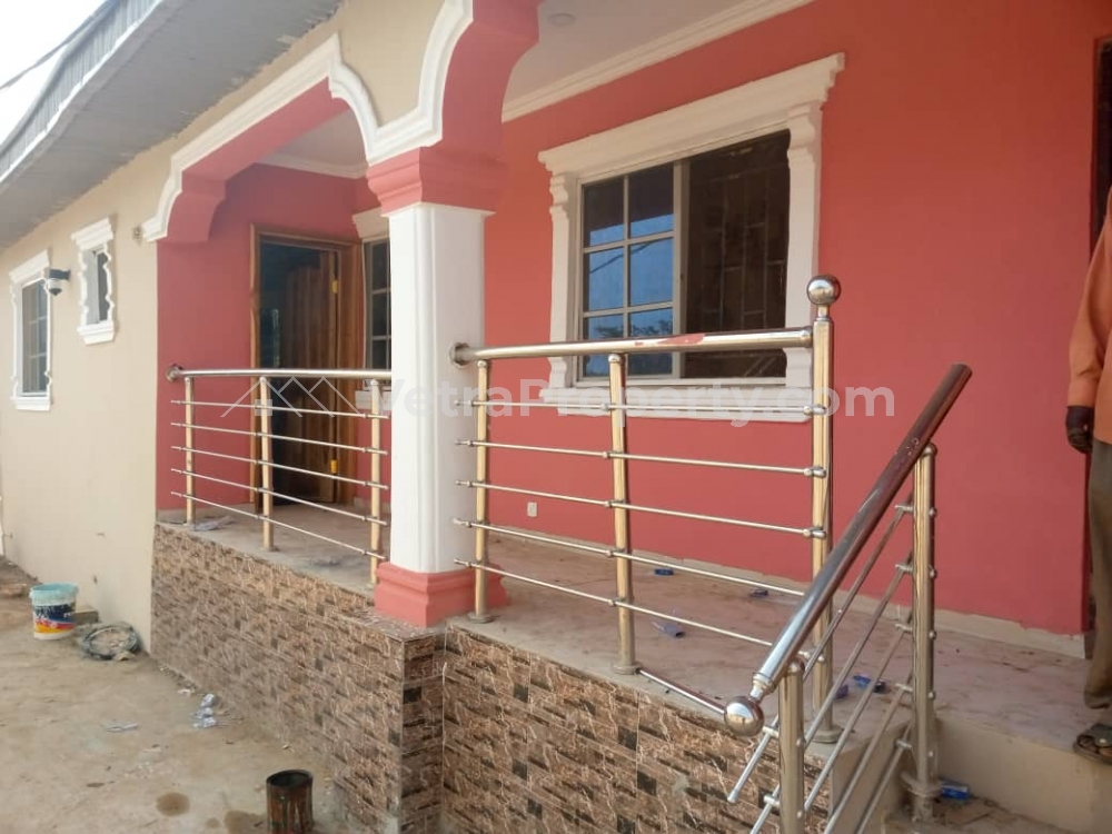  Newly Built 3 Bedroom Flat At Pipeline, Akala Express, Ibadan.  3 bedroom Blocks of Flats for Rent Ibadan Oyo Vetra  Property