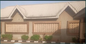 Image 1 Title