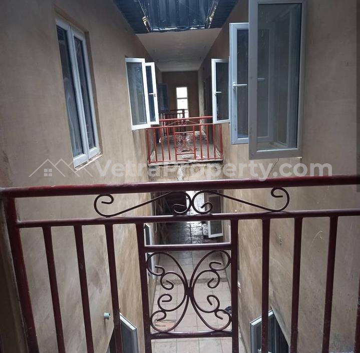 Image 1 Title