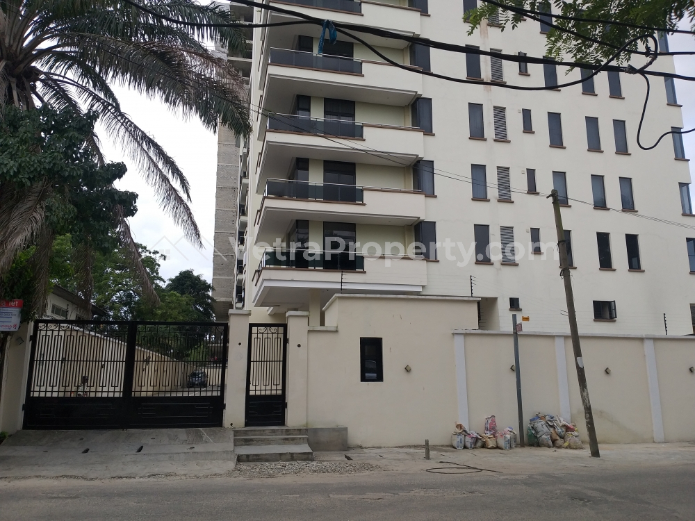  Brand New 3 Bedrooms En-suite Luxury Flat, With Study Room And Room Service Quarter.  4 bedroom Flat for Sale Ikoyi Lagos Vetra  Property