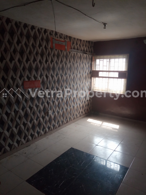  Spacious Mini Flat Upstairs At Lawanson  Mini Flat for Rent Surulere Lagos Vetra  Property