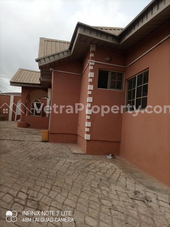  4 Bedroom Self Compound At Isokan Estate Ojurin Akobo, Ibadan....  4 bedroom Flat for Rent Ibadan Oyo Vetra  Property