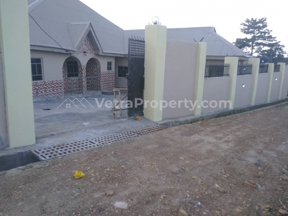  New Built 2 Bedroom Flat At 9 Shops Apatupu Ojurin Akobo, Ibadan...  2 bedroom Flat for Rent Ibadan Oyo Vetra  Property