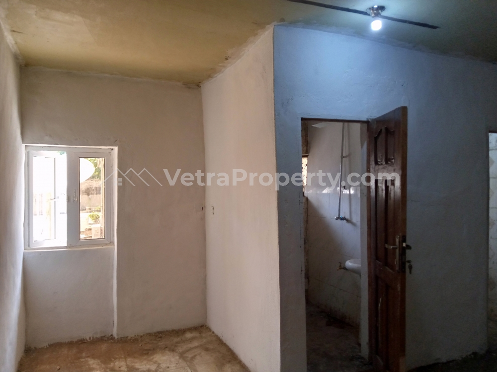  A Newly Renovated A Room Self-contained  Mini Flat for Rent Ibadan Oyo Vetra  Property