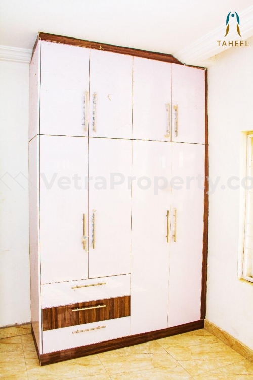 Image 1 Title