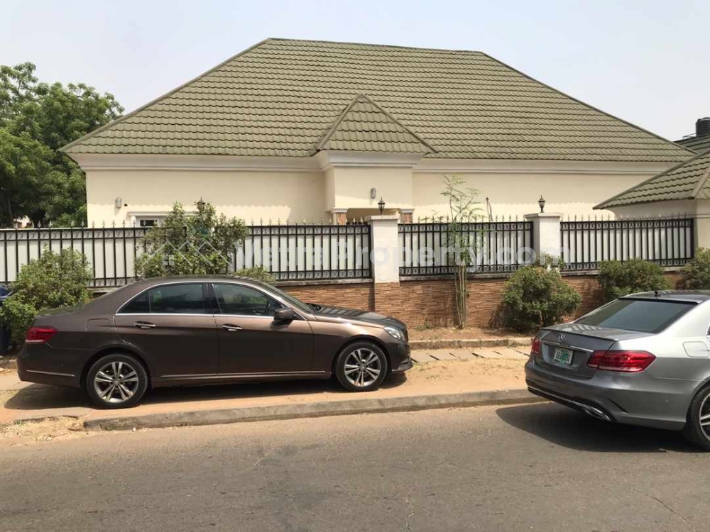  Tastefully Finished Detached 4bedroom Bungalow With 2rooms B/q For Sale In Wuse Zone4.  4 bedroom Detached Bungalow for Sale Wuse Abuja Vetra  Property