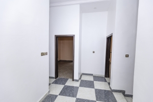 Image 1 Title