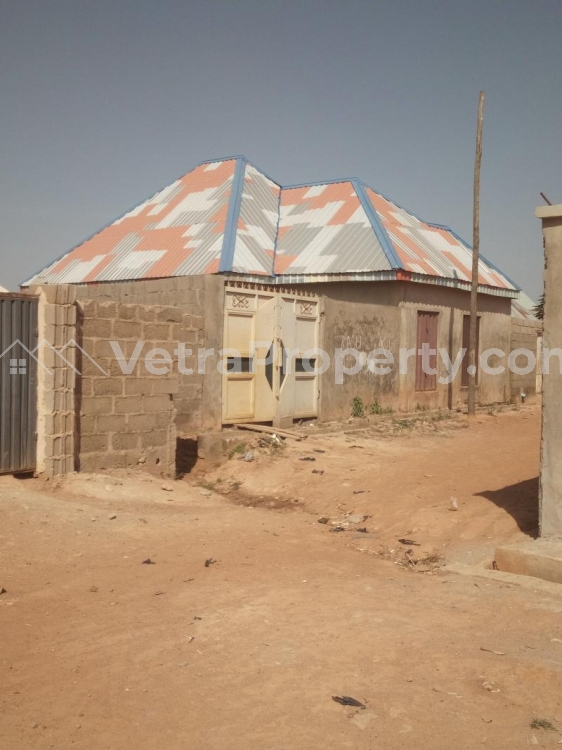  Twin 2 Room Self Contained With 2 Shops  2 bedroom Mini Flat for Sale Kaduna North Kaduna Vetra  Property