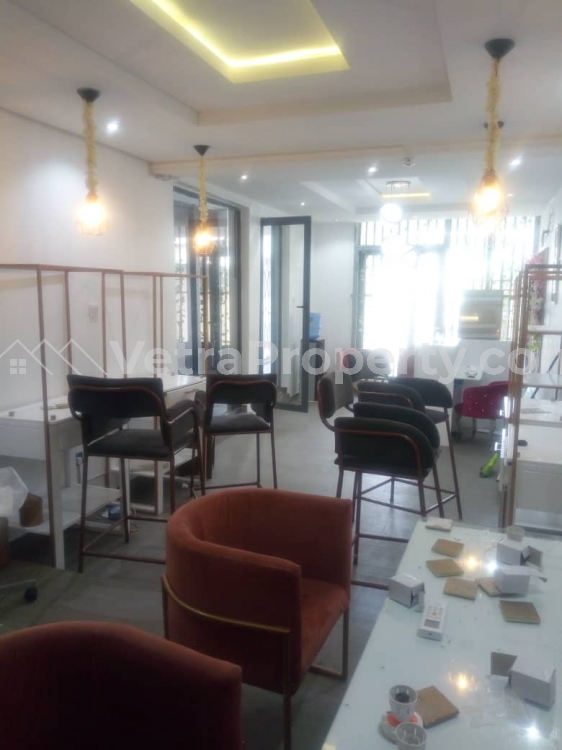  Very Clean, Spacious And Well Maintained Serviced Open Shop Space  Shop for Rent Lekki Lagos Vetra  Property