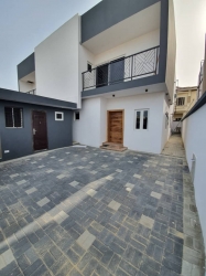 A Tastefully Finished 4bedrooms Semi Detached Duplex +bq 4 bedroom Semi-Detached Duplex for Sale Lekki Lagos Vetra  Property