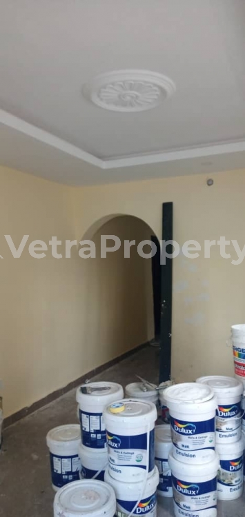 Image 1 Title