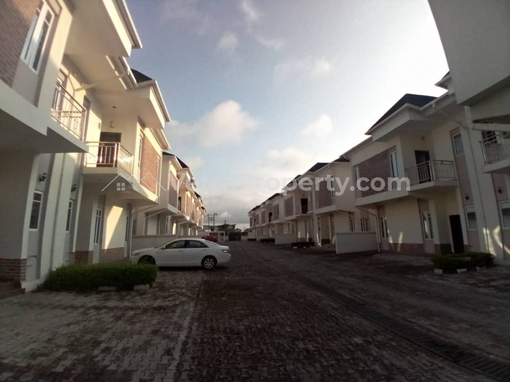  New Listing Alert! 4bedroom Semi Detached Duplex With A Bq . .  4 bedroom Terraced Duplex for Sale Lekki Lagos Vetra  Property