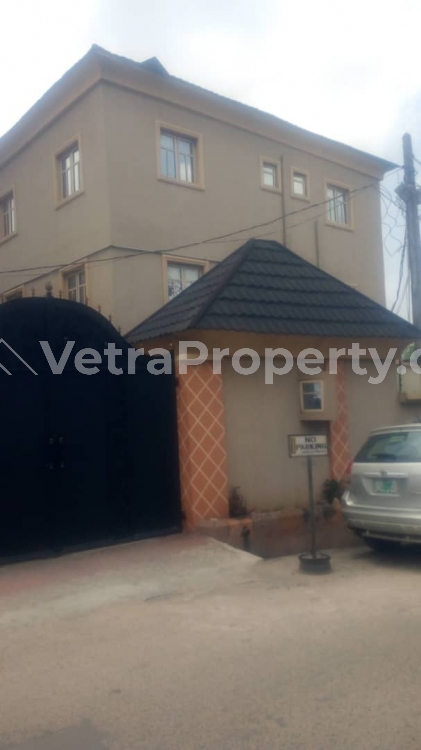  *a Clean And Newly Built 3bedroom Apartment In A Gated Area Of Yaba With Ample Packing That Can Take 2cars Per Tenant 1.5m A Year Rent All Ensuit Enquiries [redacted].*  3 bedroom Shared Apartment for Rent Yaba Lagos Vetra  Property