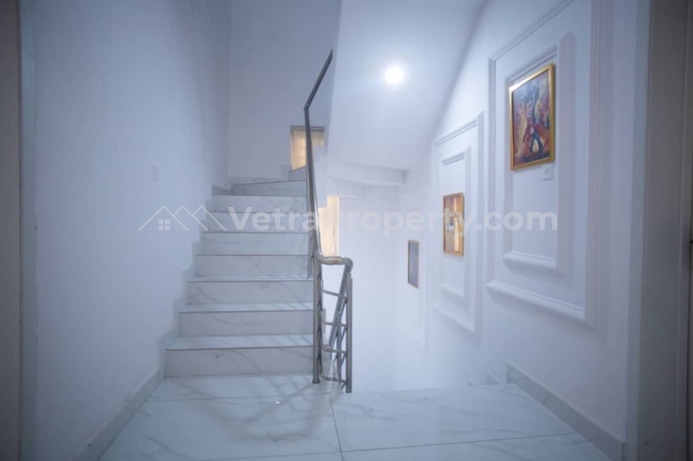 Image 1 Title