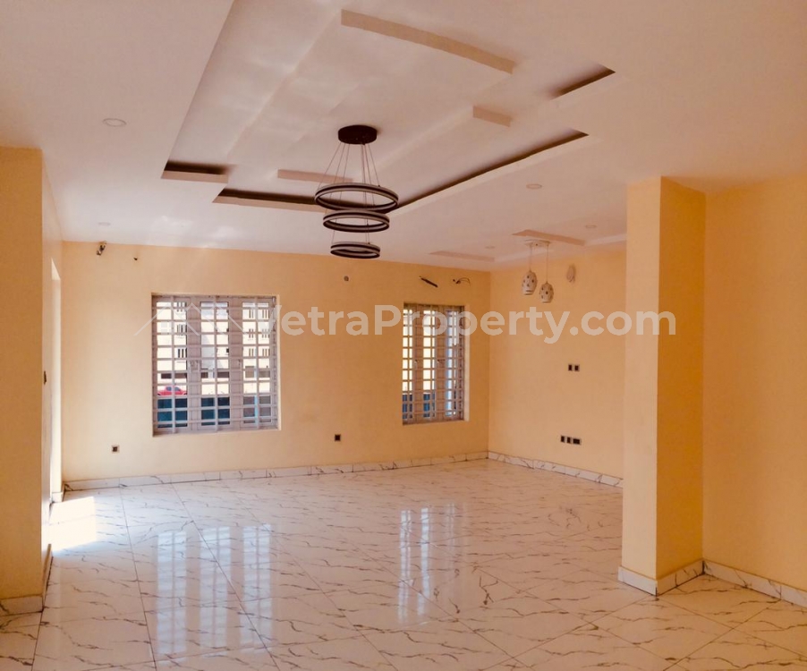  3 Bedroom Apartments with Bq & pool.  Land for Rent Victoria Island Lagos Vetra  Property