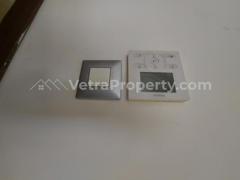 Image 1 Title