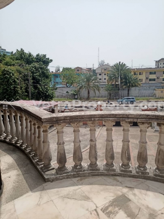 Image 1 Title