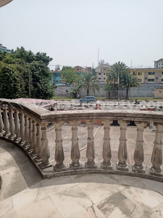 Image 1 Title