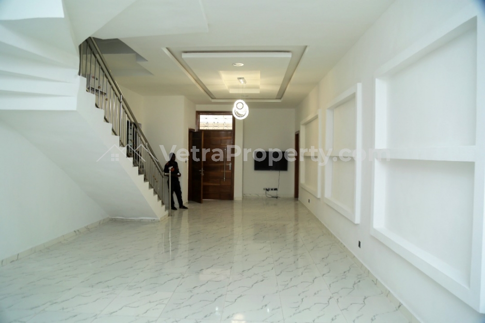 Image 1 Title
