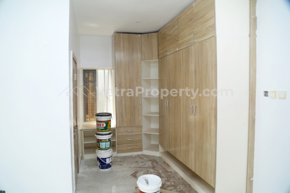 Image 1 Title