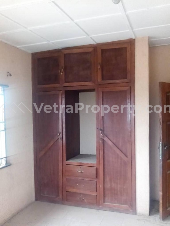  Spacious and standard 3 bedroom flat all rooms ensuites with each wardrobes 250k ojuore close to tollgate  3 bedroom Flat for Rent Ado Odo Ota Ogun Vetra  Property